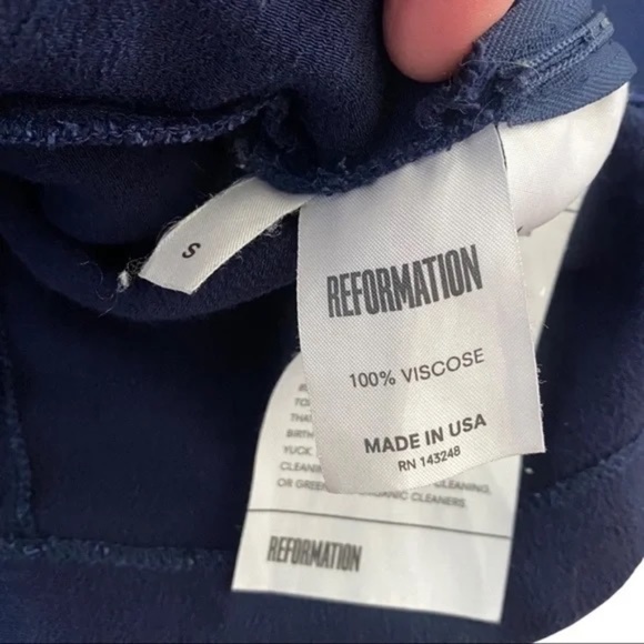 Reformation Crop Top - Picture 6 of 7